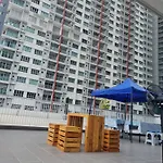 Bee Homestay Apartment Staycation