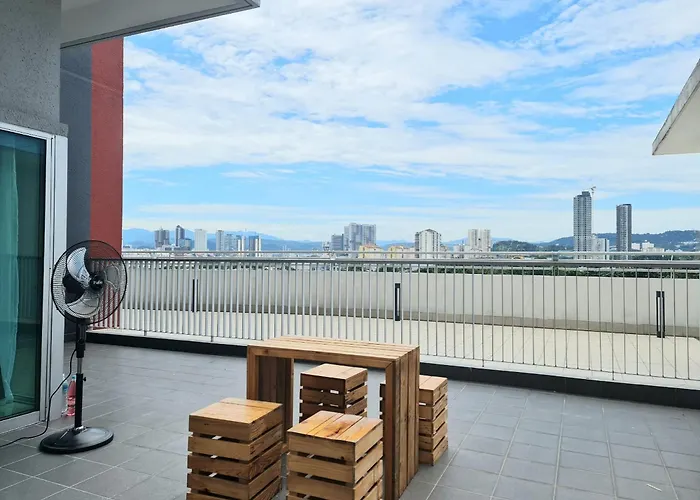 Bee Homestay Apartment Staycation