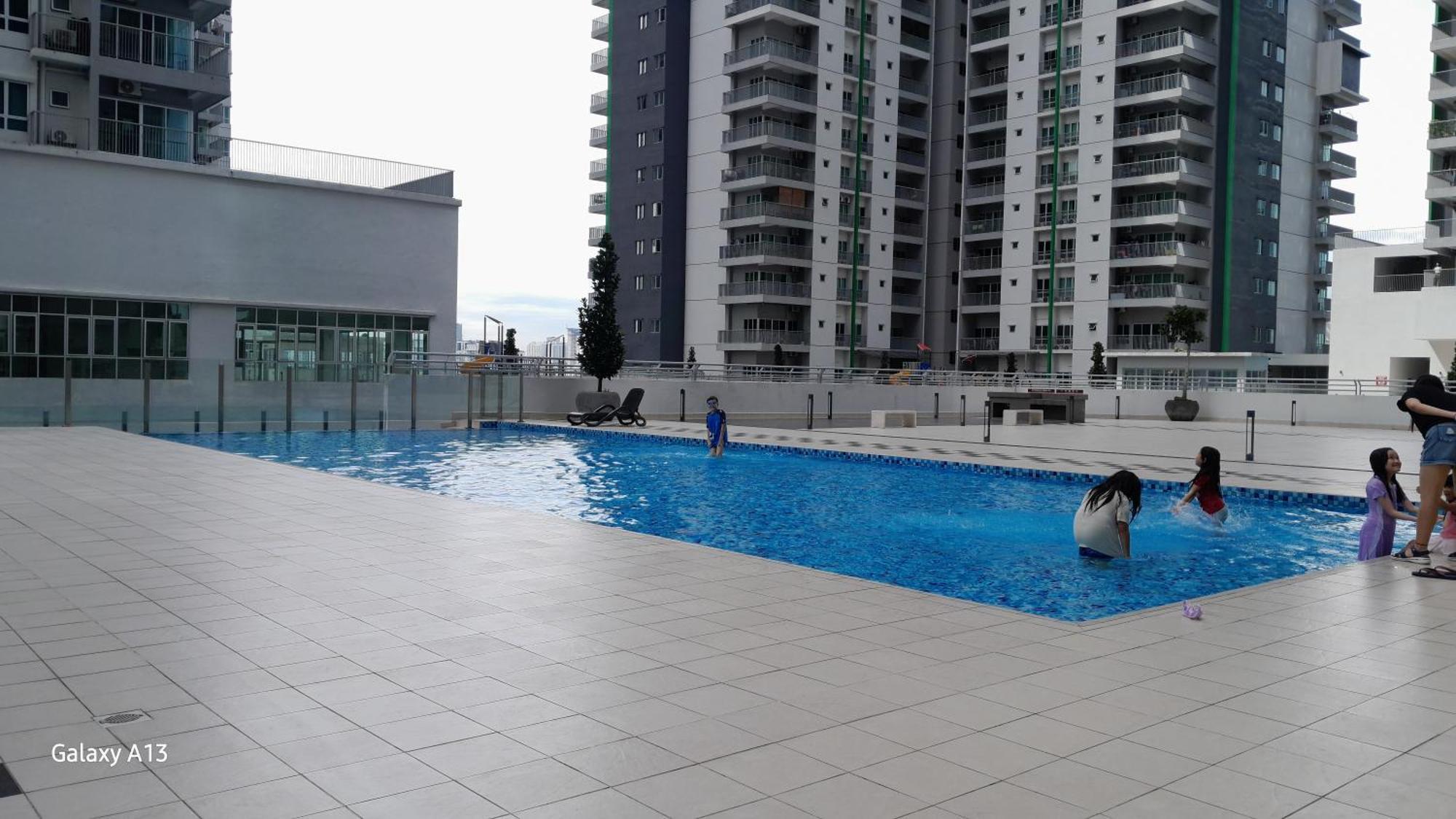 Bee Staycation Pangsapuri